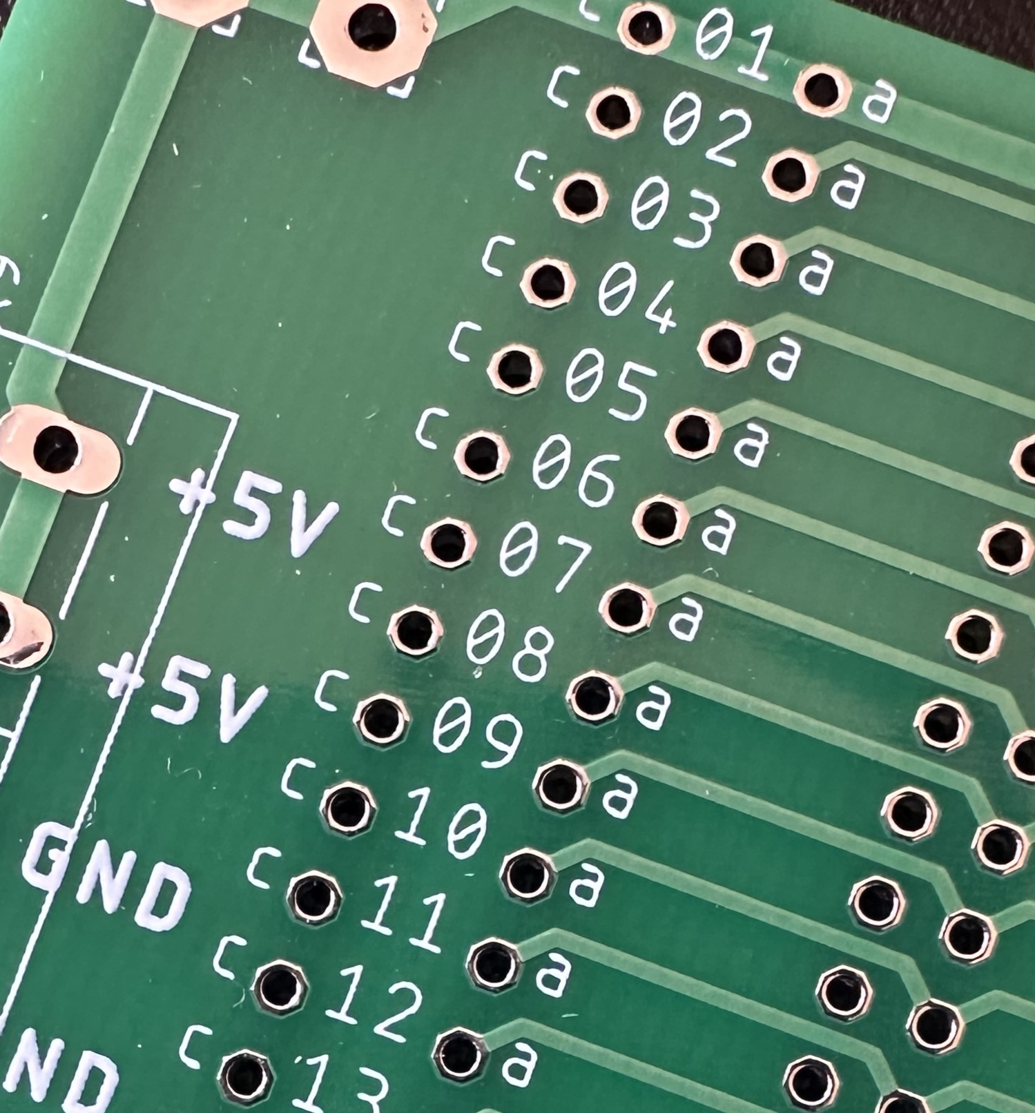 MFA Bus Pinbelegung Mfa 8085 MFA Bus Pinbelegung Mfa 8085